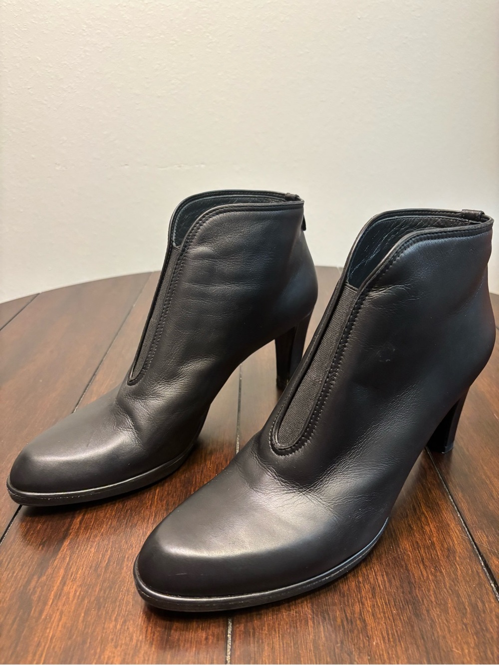 Stuart Weitzman heeled booties 12M - Picture 3 of 7